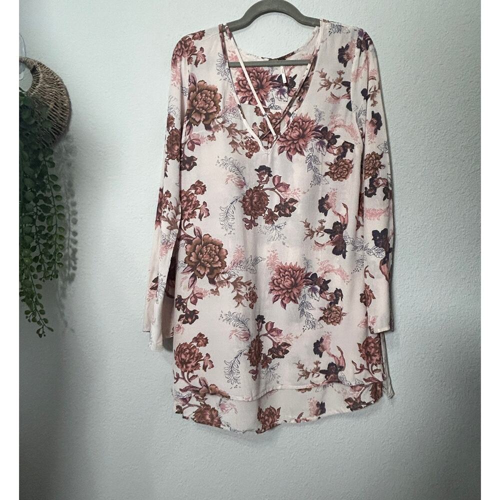 Free People Heart Beat Printed V-Neck Tunic Cream Blush Wine Colorway Size Small - Picture 13 of 13